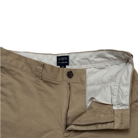 J.Crew factory 7 inch inseam, chino shorts, size 28 camel - Picture 4 of 8